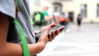 La UNESCO quiere prohibir los celulares en las escuelas