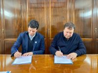  Weretilneck firmó su compromiso por la campaña nacional por la alfabetización