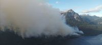 Incendio en Brazo Tristeza: se cierran sendas y las excursiones lacustres quedan canceladas
