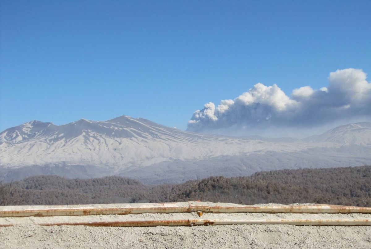 El complejo volcánico Puyehue-Cordón Caulle registró un aumento en su actividad