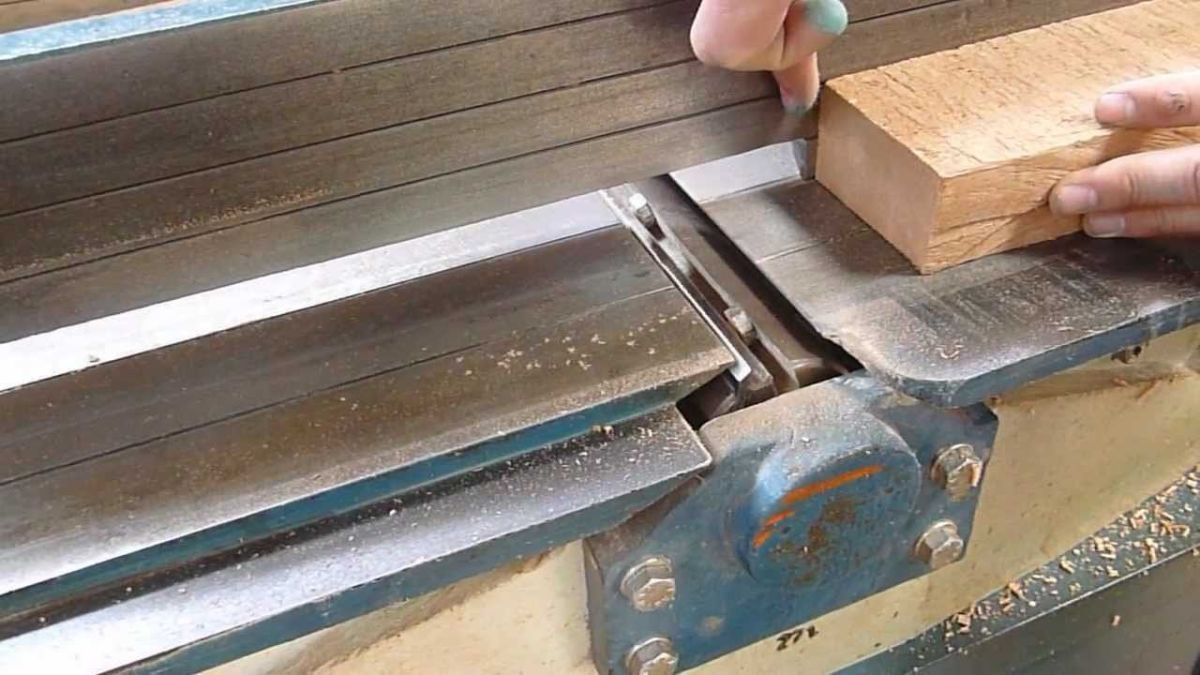 Comienzan las inscripciones para el taller de uso de maquinaria específica de carpintería