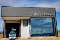 Bariloche Glass opera desde hace tres meses en PITBA y proyecta ampliar su planta de producción