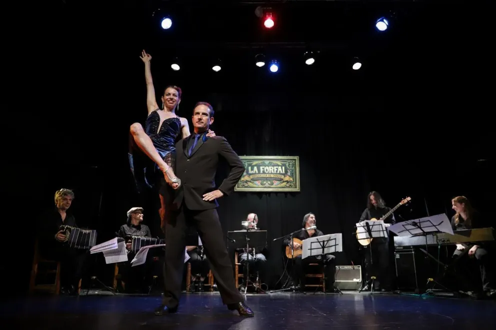 Un “Show de Tango” en La Usina del Cívico a beneficio de la Fundación Cerca Tuyo