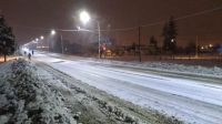 Hielo y nieve: intenso trabajo de cuadrillas municipales para garantizar la circulación 