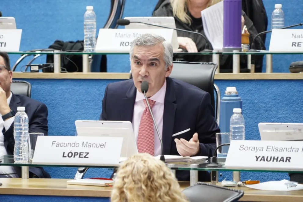 Facundo López legislador