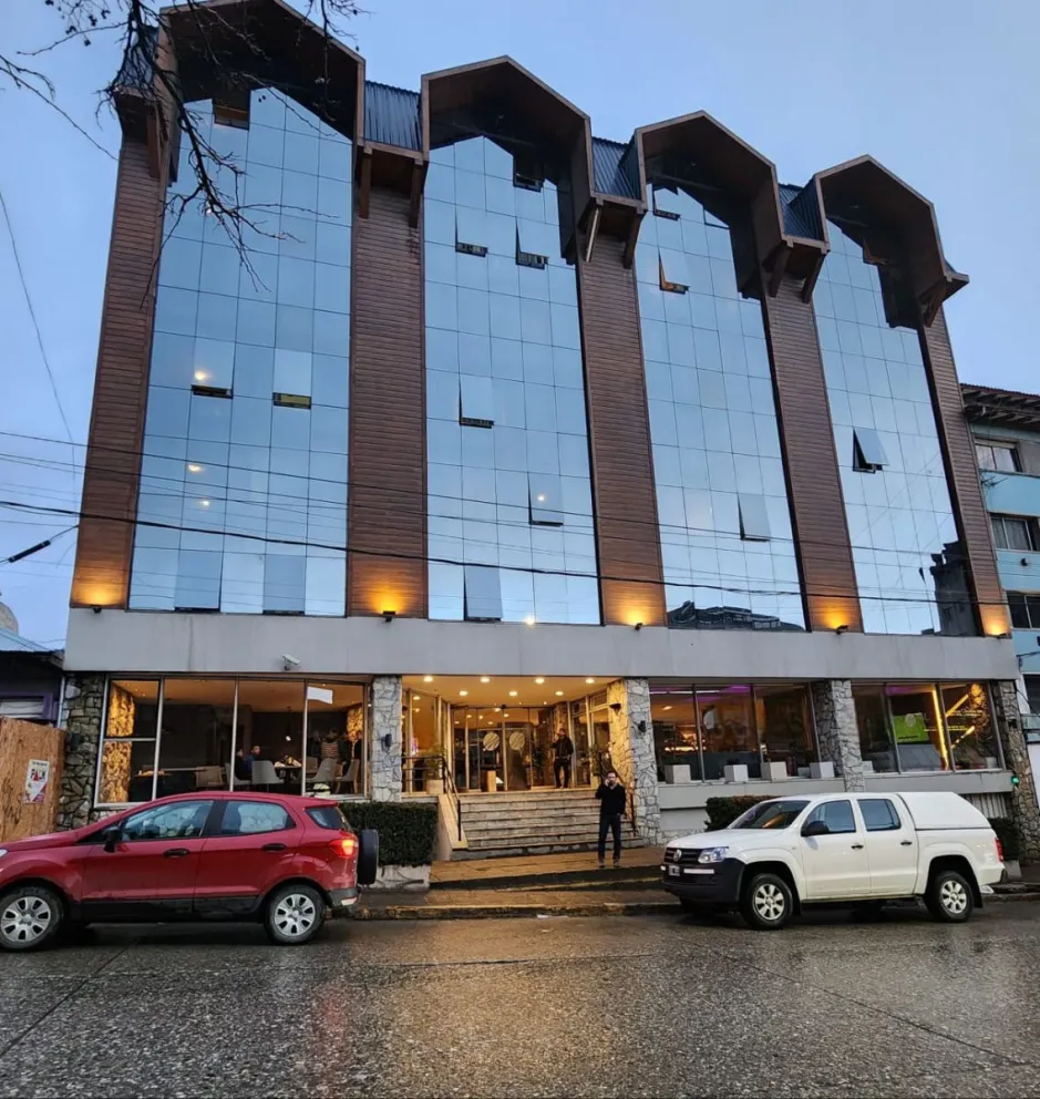 Investigan el presunto abuso sexual que habría sufrido una egresada neuquina en un hotel