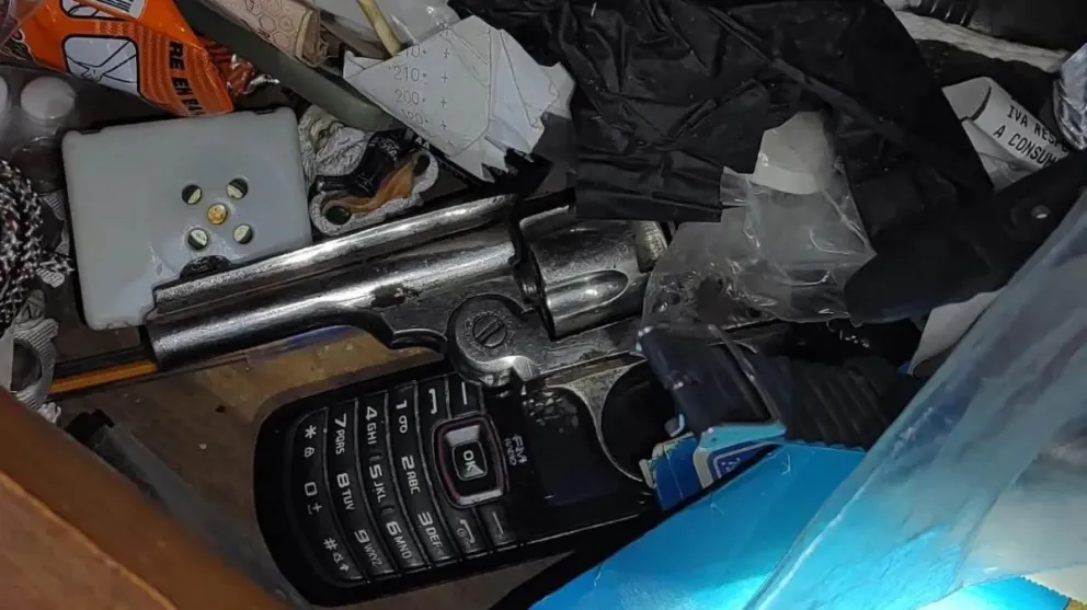 Detienen a tres sujetos en el marco de una investigación por homicidio 