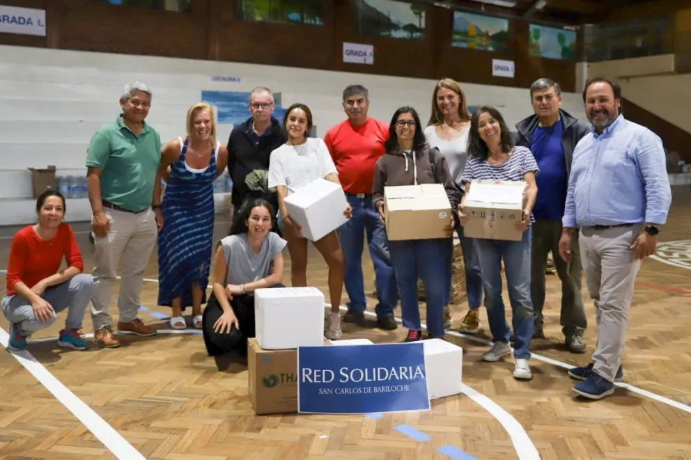     Juan Carr visitó el punto de acopio de la Red Solidaria y se reunió con dirigentes locales