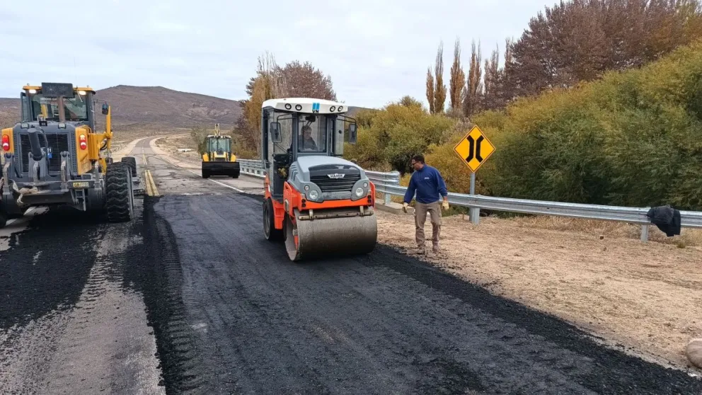 Buscan mejorar las condiciones de circulación entre Dina Huapi y Jacobacci. Foto: Vialidad Nacional