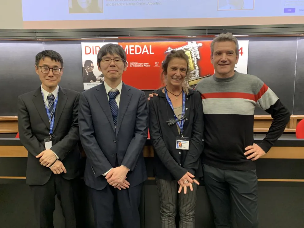 A la derecha, Huerta y Casini. Ambos viven en Bariloche y trabajan en el campo de la teoría cuántica de campos.