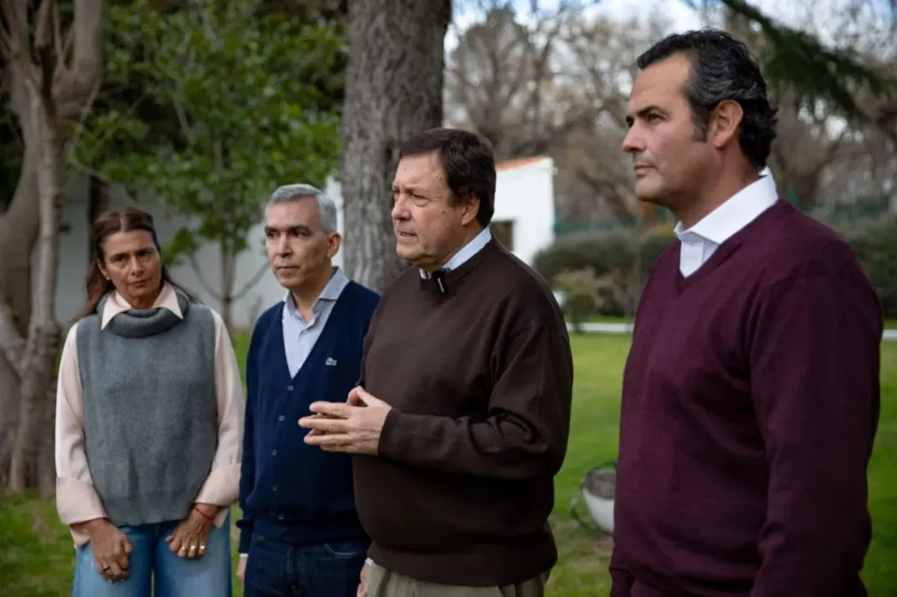 Weretilneck anunció los candidatos de Juntos Somos Río Negro al Congreso