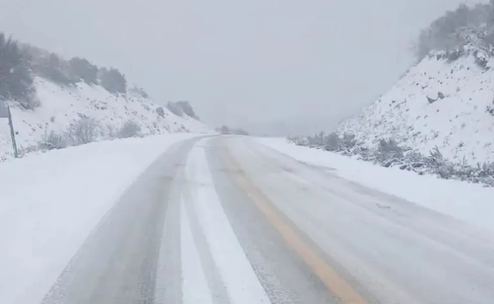 Cómo conducir por rutas y calles heladas