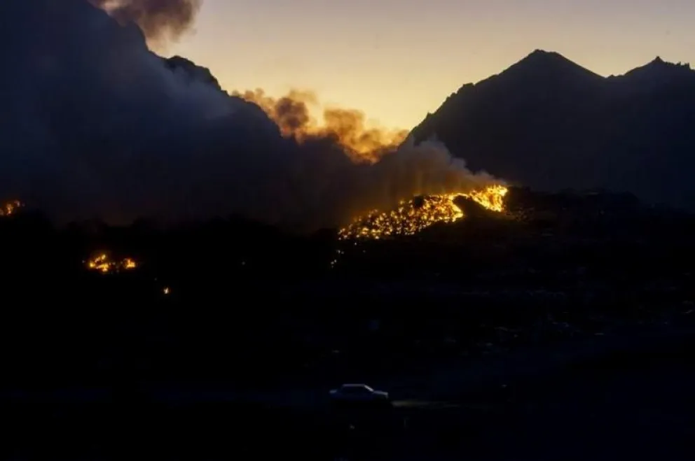 Incendio en el vertedero (imagen de archivo)