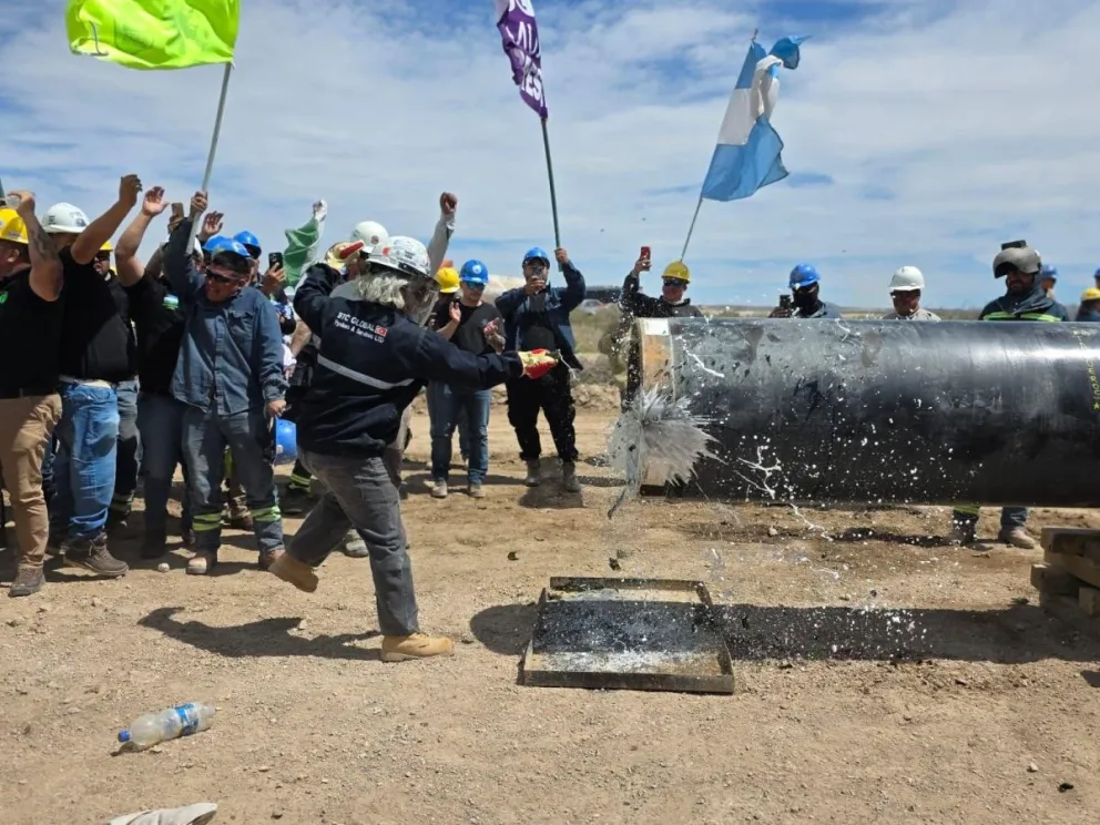 La soldadura del último caño fue un hito en la construcción del VMOS
