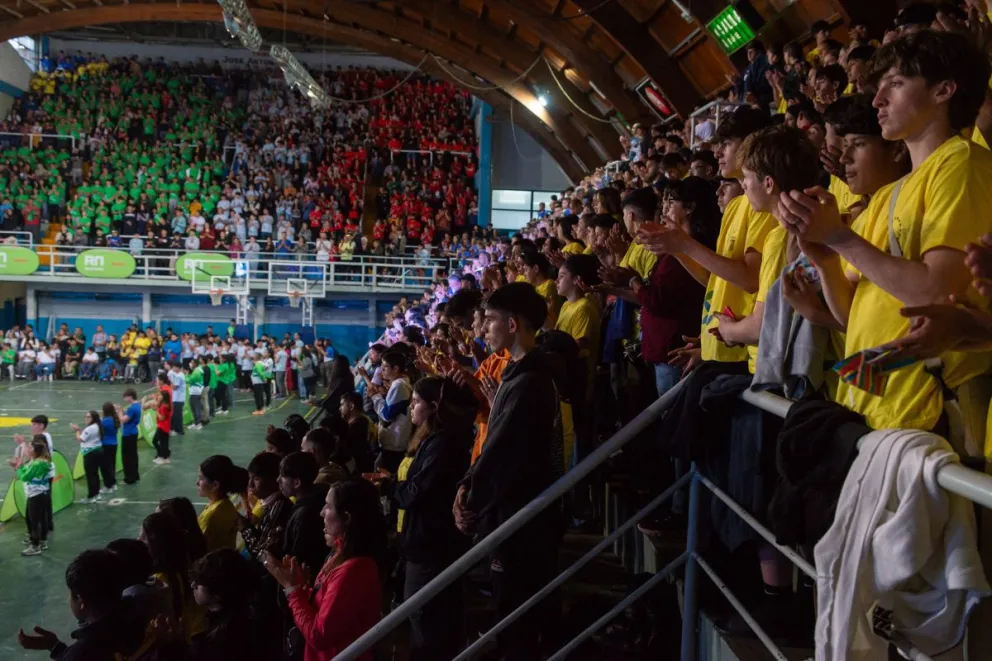 La apertura de los Juegos se desarrolló en el Gimnasio Pedro Estremador.