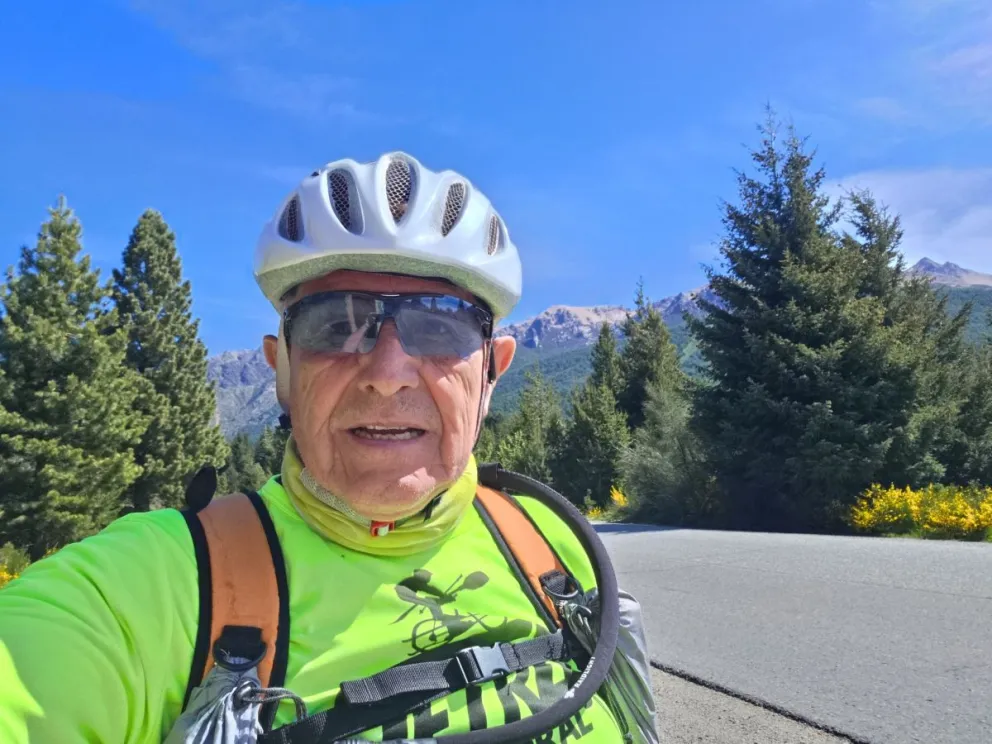 Domingo Carrasco en la foto publicada con el posteo de Facebook