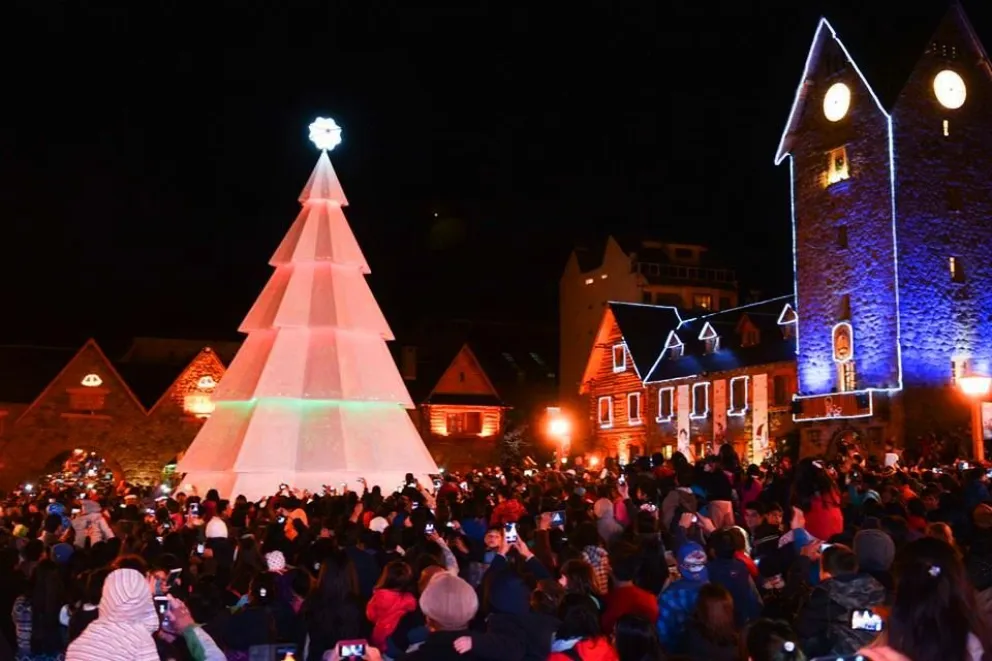 Encendido del árbol de Navidad  (archivo)