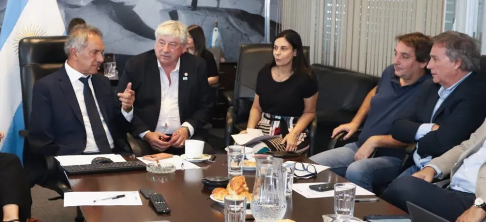 El jefe comunal destacó en el encuentro que Bariloche concentra actualmente inversiones privadas en hotelería por unos 150 millones de dólares.