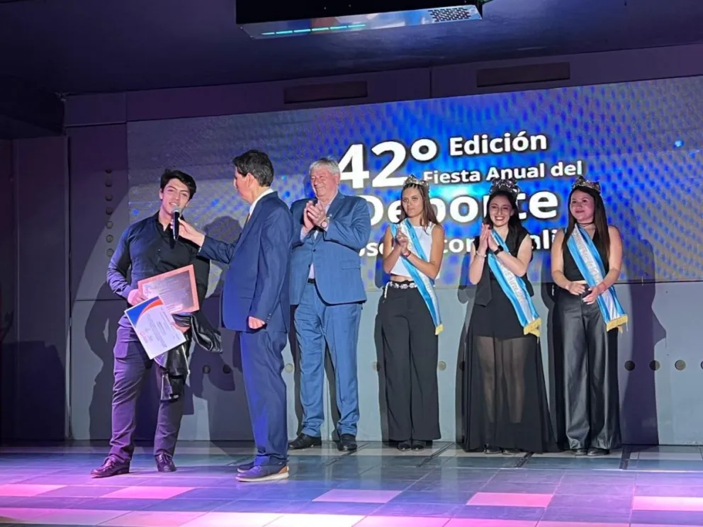 Dante Pizzutti, atleta de levantamiento de pesas, fue distinguido como Deportista del Año