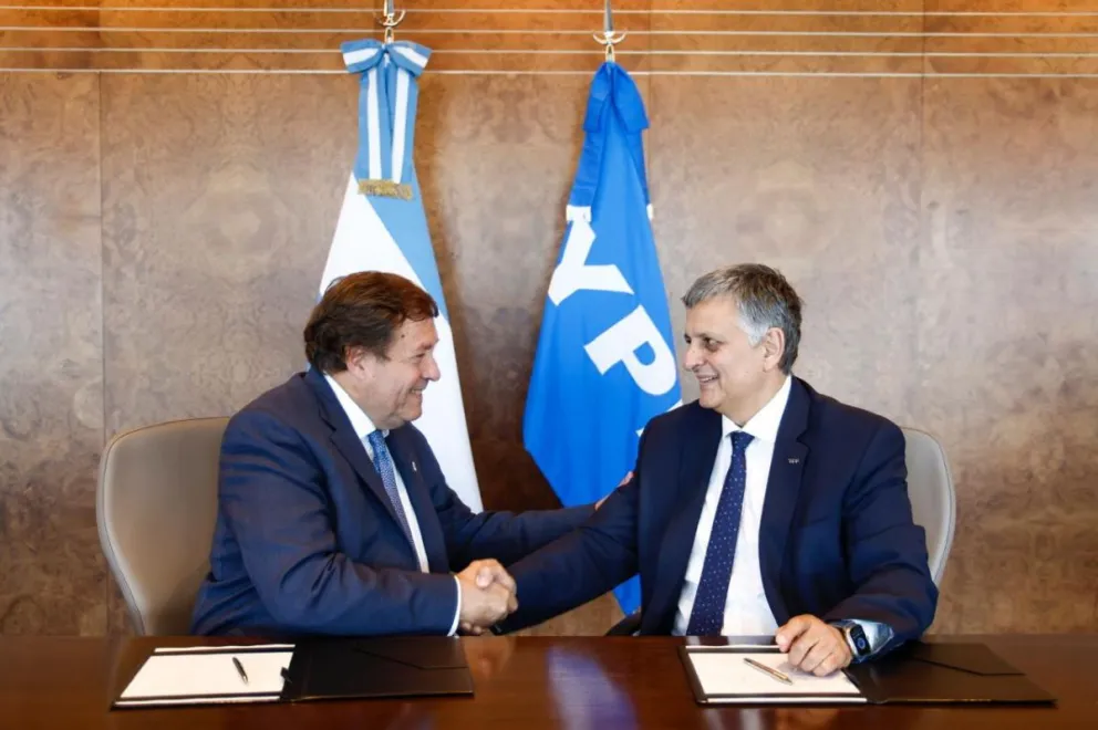 El Gobernador y el Presidente de YPF