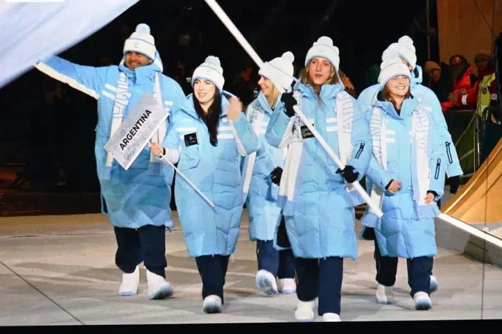 Barilochenses en la delegación argentina de lal Olimpíadas (foto Sergio Dovio)
