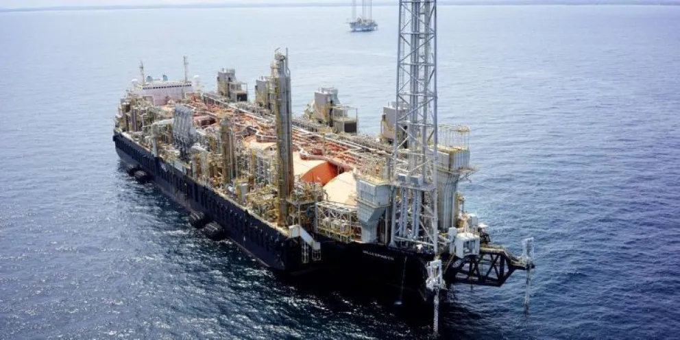 Río Negro creará un instituto terciario para la formación de personal que trabajará en los buques de GNL