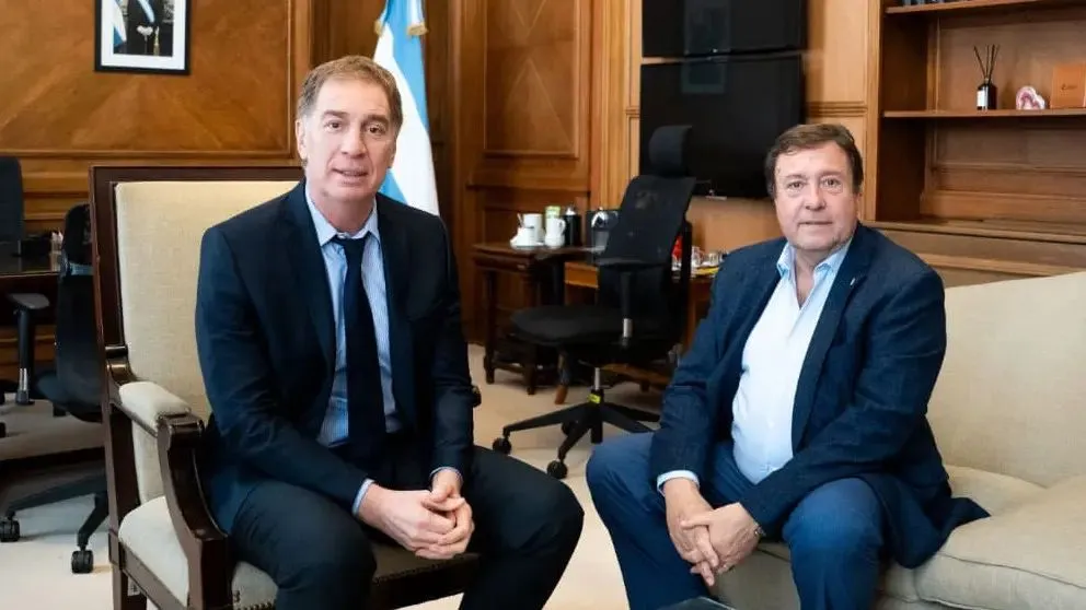 Santilli y Weretilneck dialogaron en Buenos Aires
