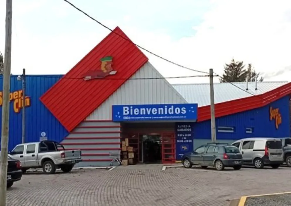 El nuevo local de Superclin en El Bolsón
