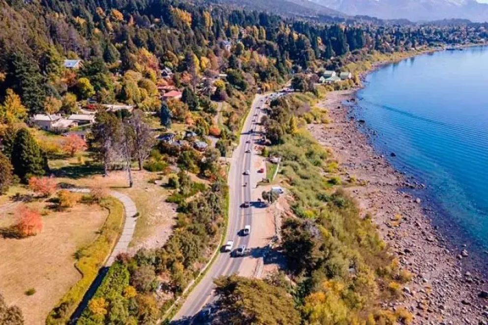 La transferencia comprende el tramo de la avenida Bustillo que se extiende desde el Monolito hasta la rotonda de acceso al Hotel Llao Llao. Foto: ilustrativa. 
