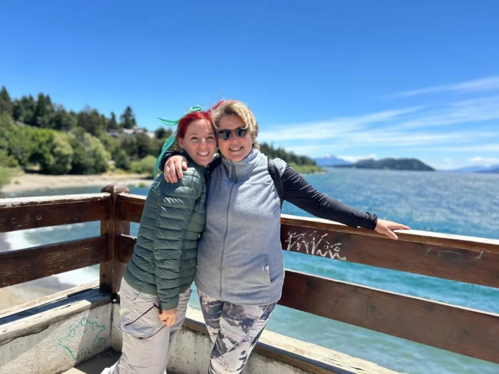 Julieta y su mamá Silvia en Bariloche