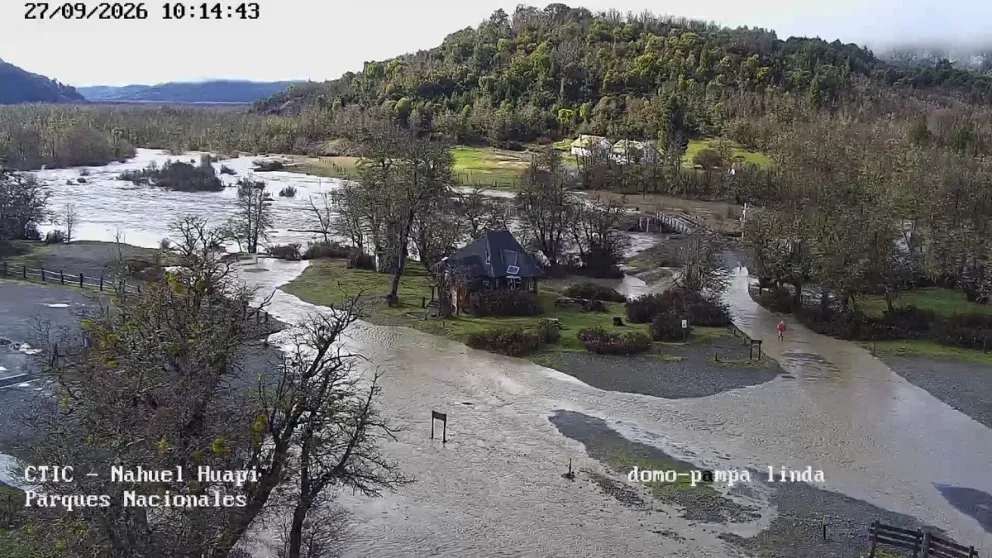 Impresionante inundación en Pampa Linda